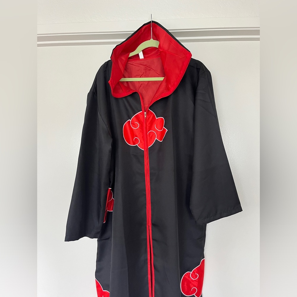 Naruto Akatsuki robe, Halloween, black, red + zipper. Very good cond. Like NEW!